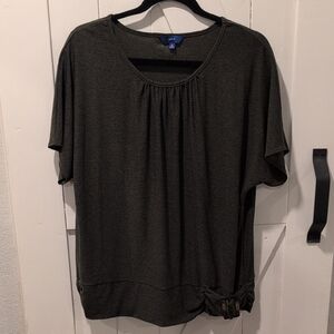 Apt. 9 Short Sleeve Blouse in a Beautiful Shade of Green with Stylish Buckle, XL